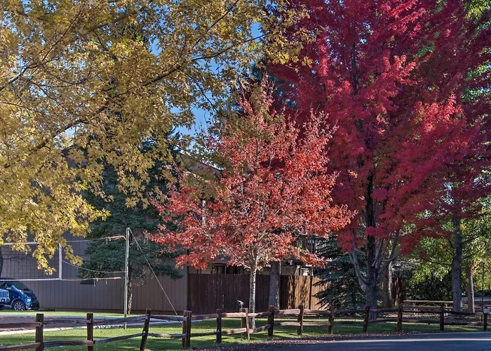 Holiday home Gated Resort, Pool And Townhome In Pinetop! *